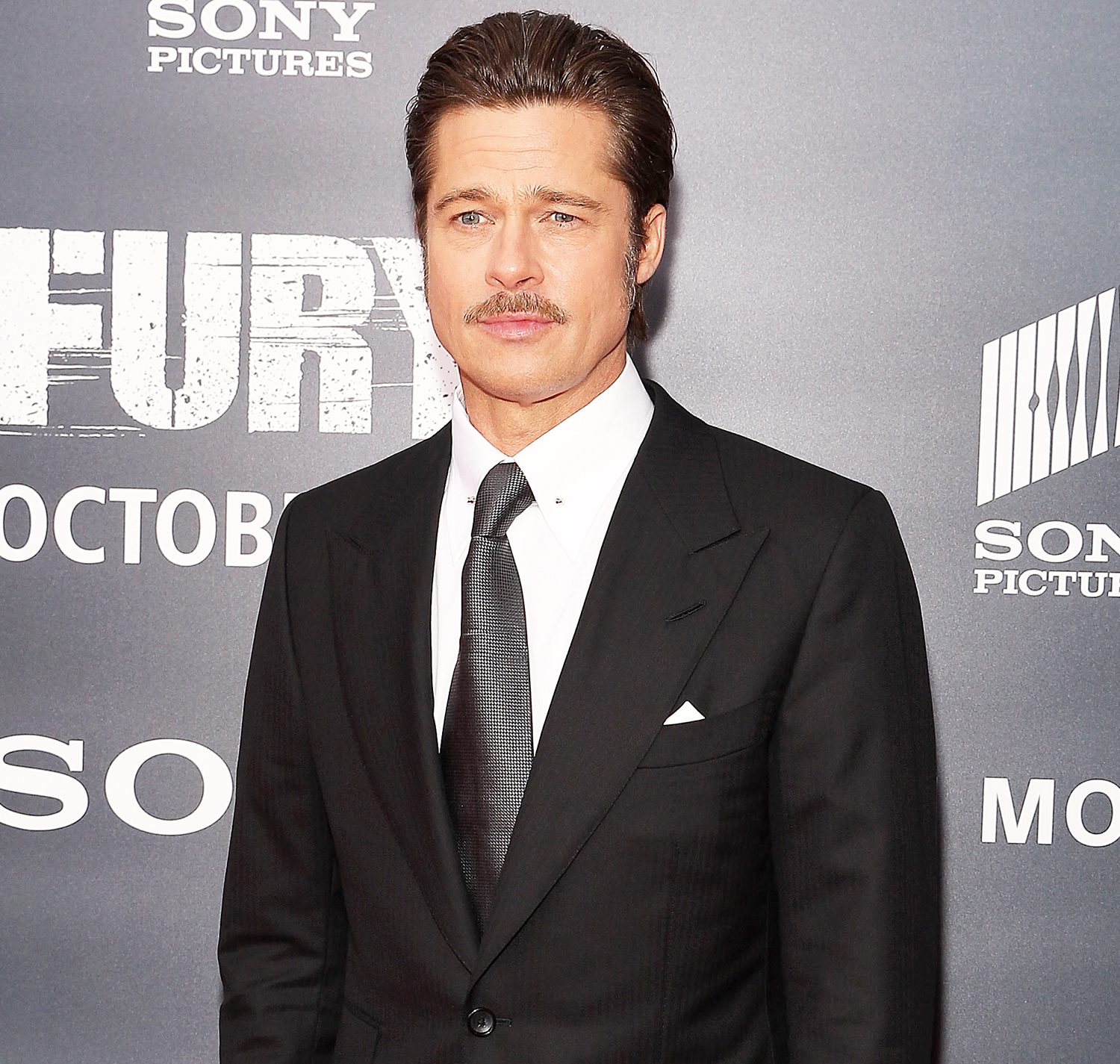 Brad pitt again ea5a2233 cff5 4dba 8c21 6e9ff7fde65d