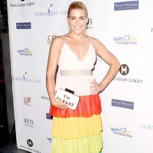 Busy phillips 5f3c2438 508f 4095 88c7 e44df6c0c8da
