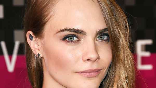 Cara Delevinge