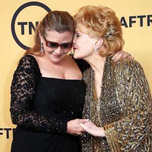 Carrie fisher 3 eaadf7cd 2e9d 4608 8542 170043ed2773