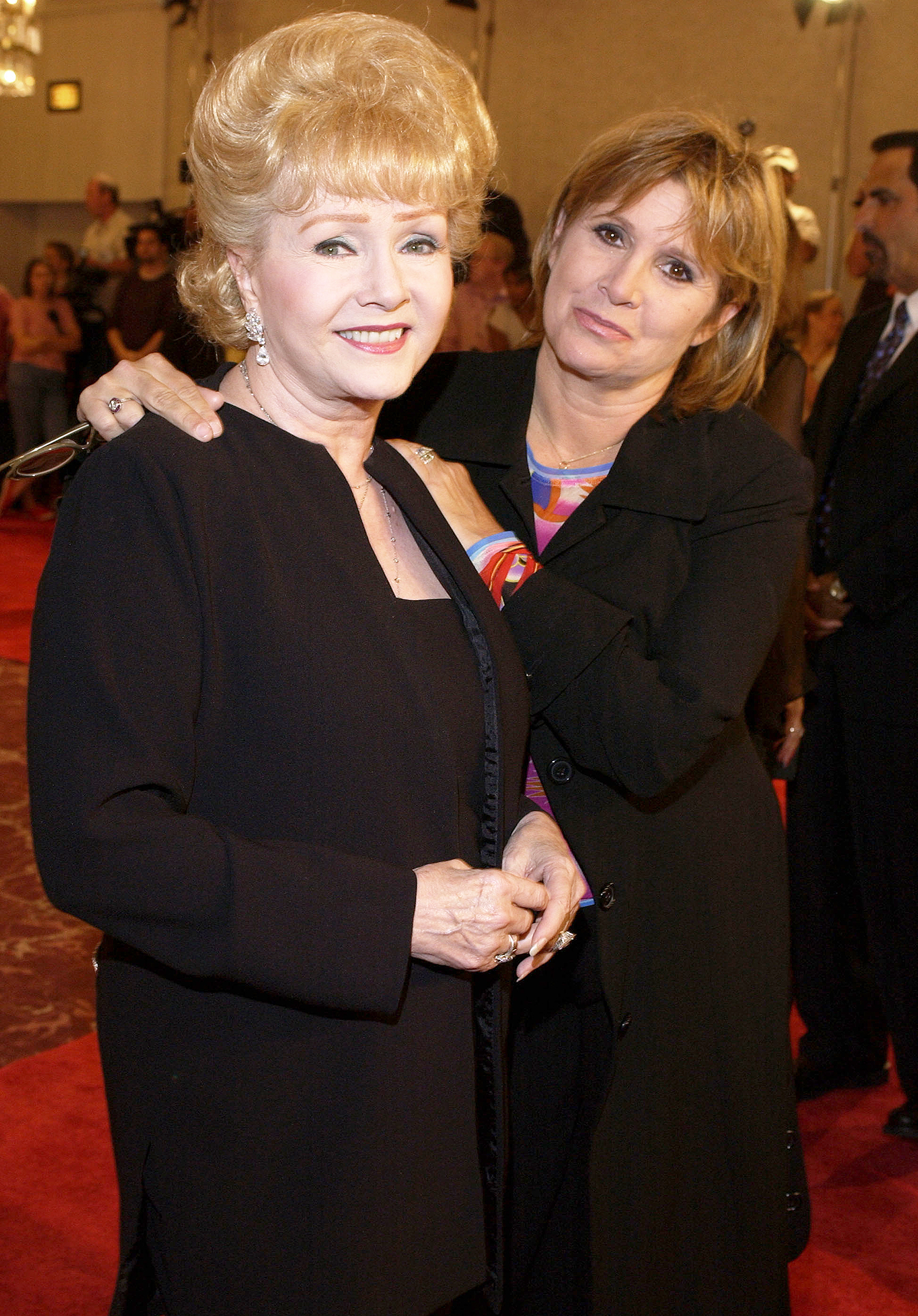 Carrie fisher debbie reynolds 1085e240 961e 4878 ad87 c6ba868c25d6