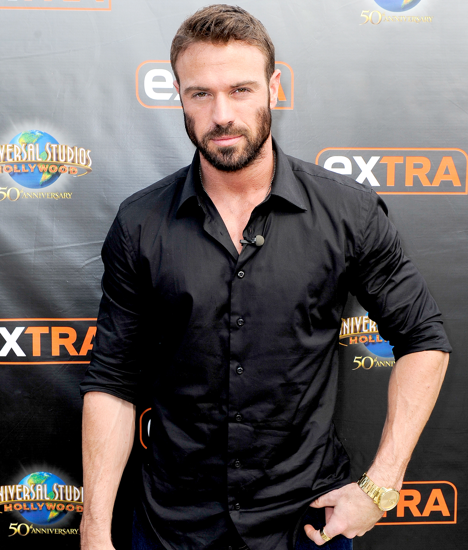 Chad Johnson visits "Extra" at Universal Studios Hollywood on August 2, 2016 in Universal City, California.