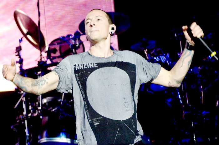 Chester Bennington of Linkin Park performs during Live 105's Not So Silent Night at Oracle Arena on December 12, 2014 in Oakland, California.