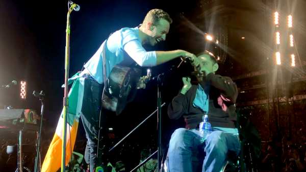Chris martin fan cdf8931a 1805 4f95 817f 2cb2cabc8fab