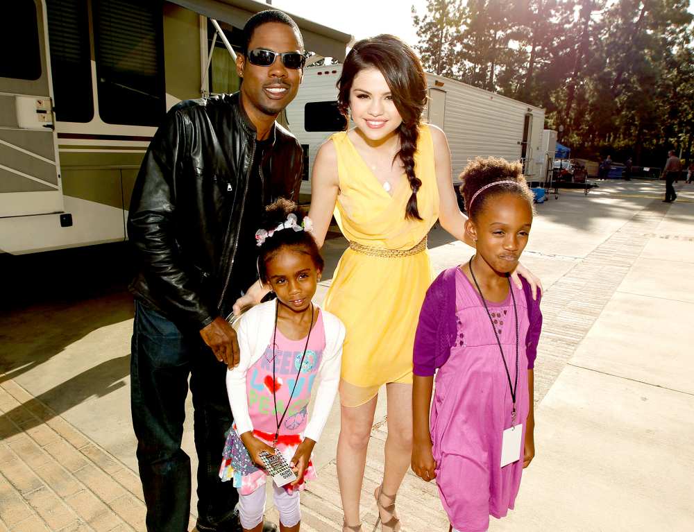 Chris Rock, Selena Gomez, Zahra Savannah Rock and Lola Simone Rock attend Nickelodeon's 23rd Annual Kids' Choice Awards on March 27, 2010 in Los Angeles, California.