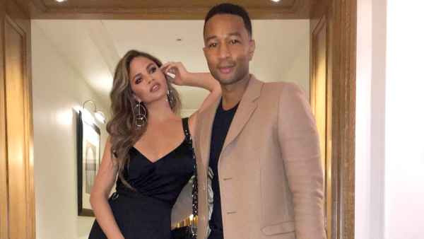 Chrissy teigen john legend anniversary 0d30da71 ce83 4612 81bc b4bdbee9b2c3