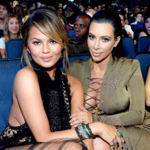 Kim Kardashian Chrissy Teigen