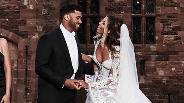Ciara 01 e2ed084f d558 4053 a4fd fee176f388f5
