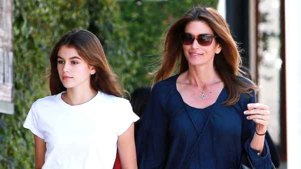 Cindy crawford 2401c048 012e 4a8a a2ff 4b4534f745c0