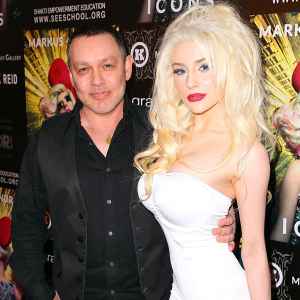 Courtney stodden doug hutchinson zoom 282b4d11 f309 494f a7d5 907849b523e3