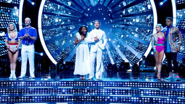 After weeks of stunning competitive dancing, the final three couples advance to the finals of "Dancing with the Stars," live.