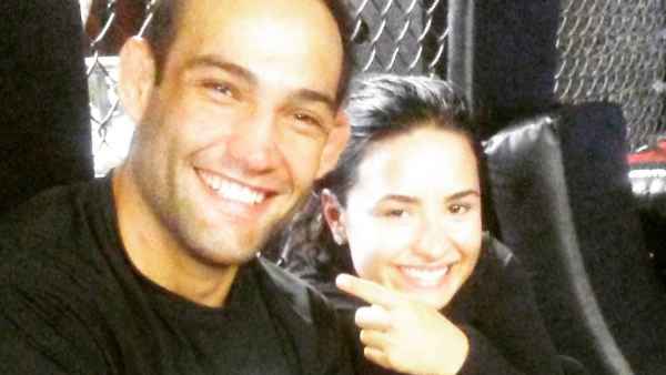 Demi lovato 8d196e64 fbaa 4c2c 9c0f 023e19154358