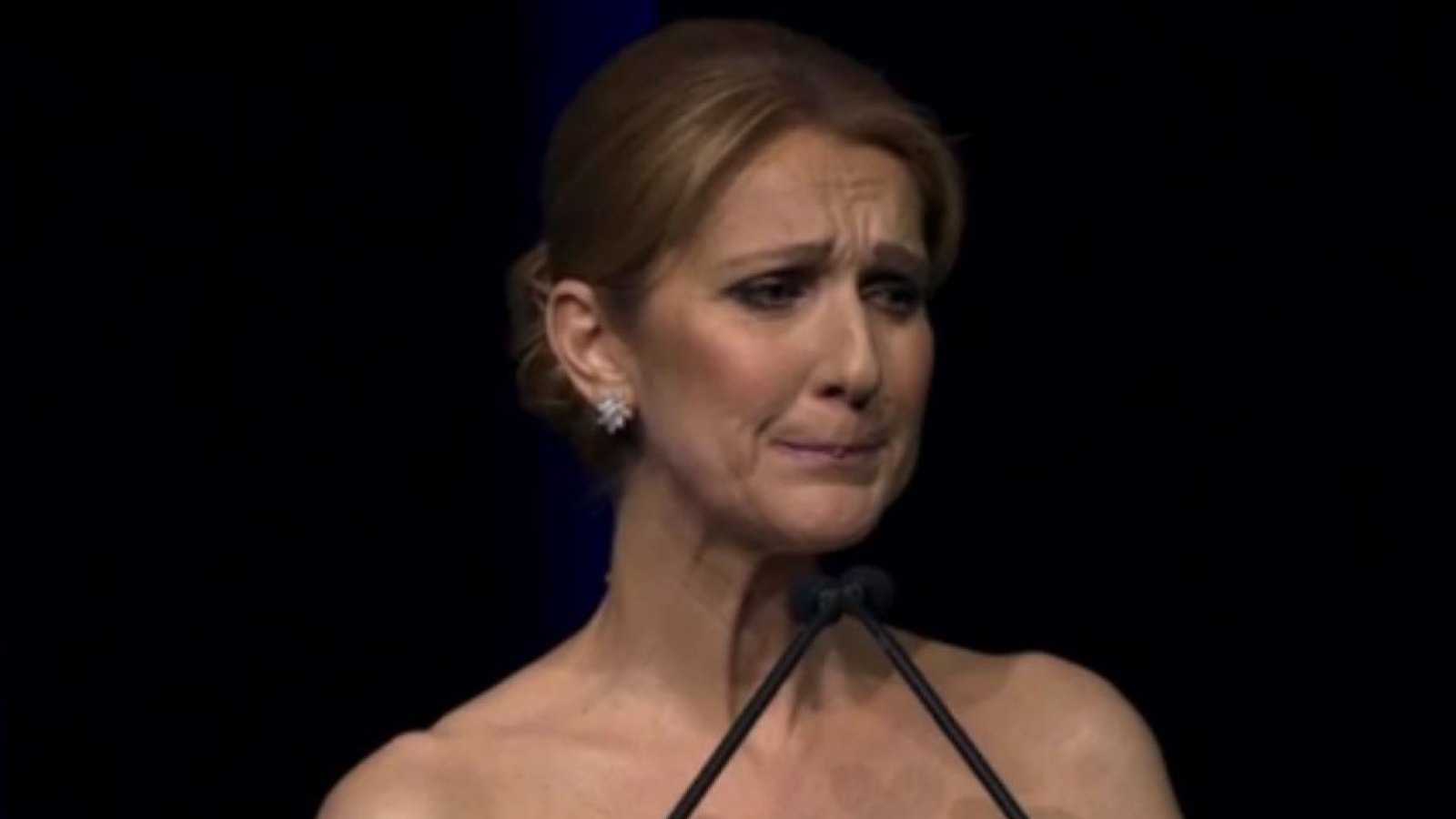 Celine Dion holds back the tears during her tribute to late husband René Angélil