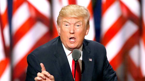 Donald trump zoom 569bcddd d55d 45be bd66 b168f9b69f97