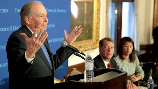 Dr david dao united a04aee94 f8cb 492a 9b25 7ebd76f0a0d2