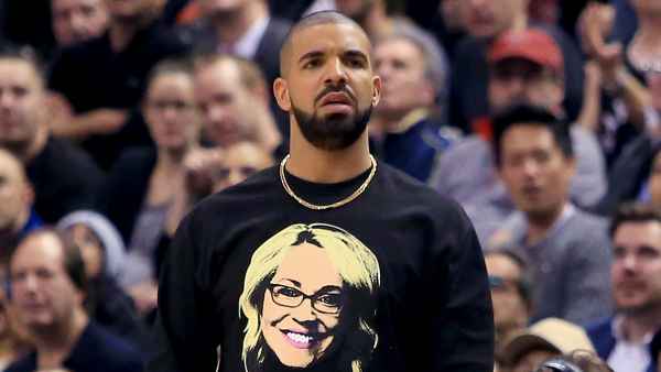 Drake zoom 8966c880 f9ee 4b2e a424 1bb55f2c6005
