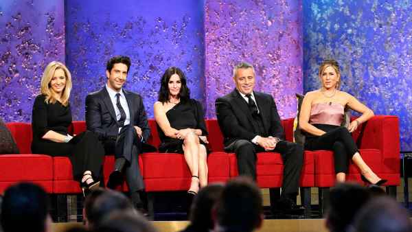 Lisa Kudrow, David Schwimmer, Courteneey Cox, Matt LeBlanc, Jennifer Aniston