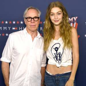 Gigi hadid tommy zoom e8106c62 8641 4cee 8b2b 0e57c12ddbdc