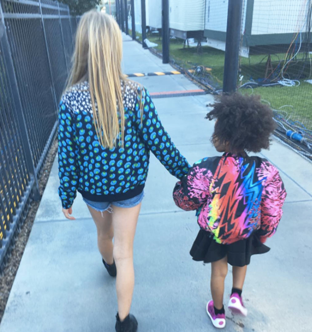 Beyonce, Blue Ivy, Apple