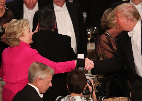Donald Trump, Hillary Clinton Trade Jokes, Shake Hands at NYC Dinner ...