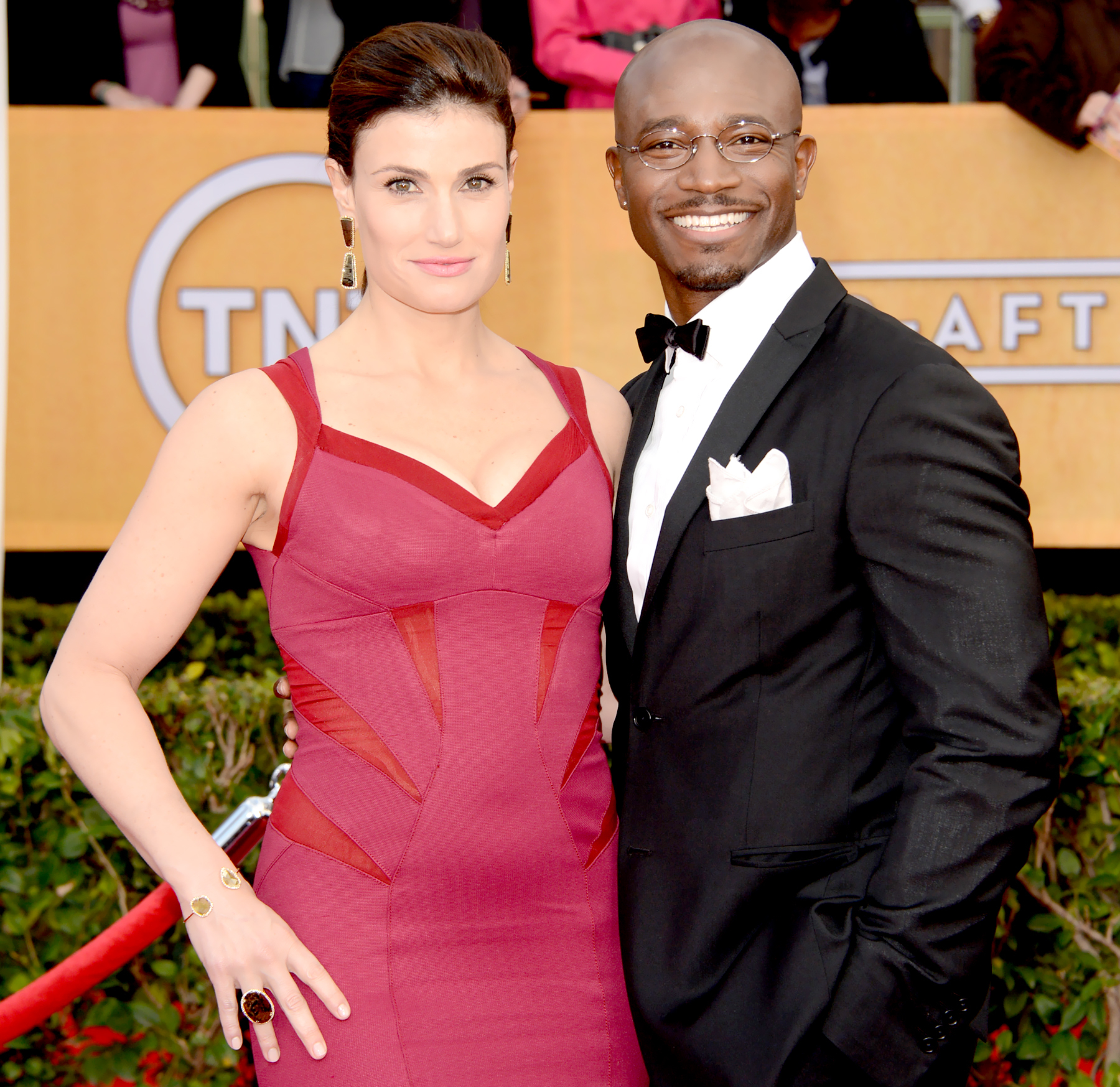 Albums 103+ Images idina menzel taye diggs pictures Latest