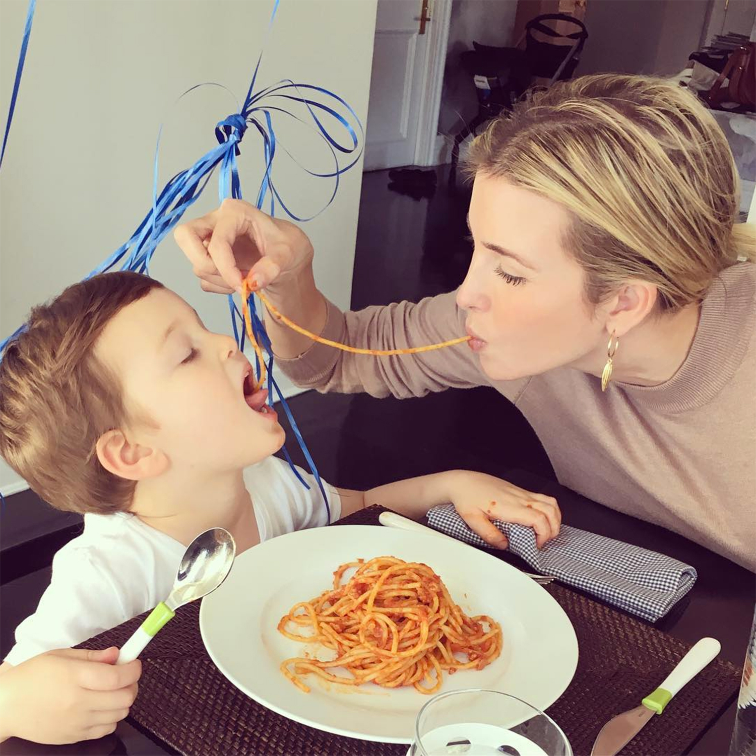 Ivanka trump d75b8033 2114 43ef b598 0634c941cf7d