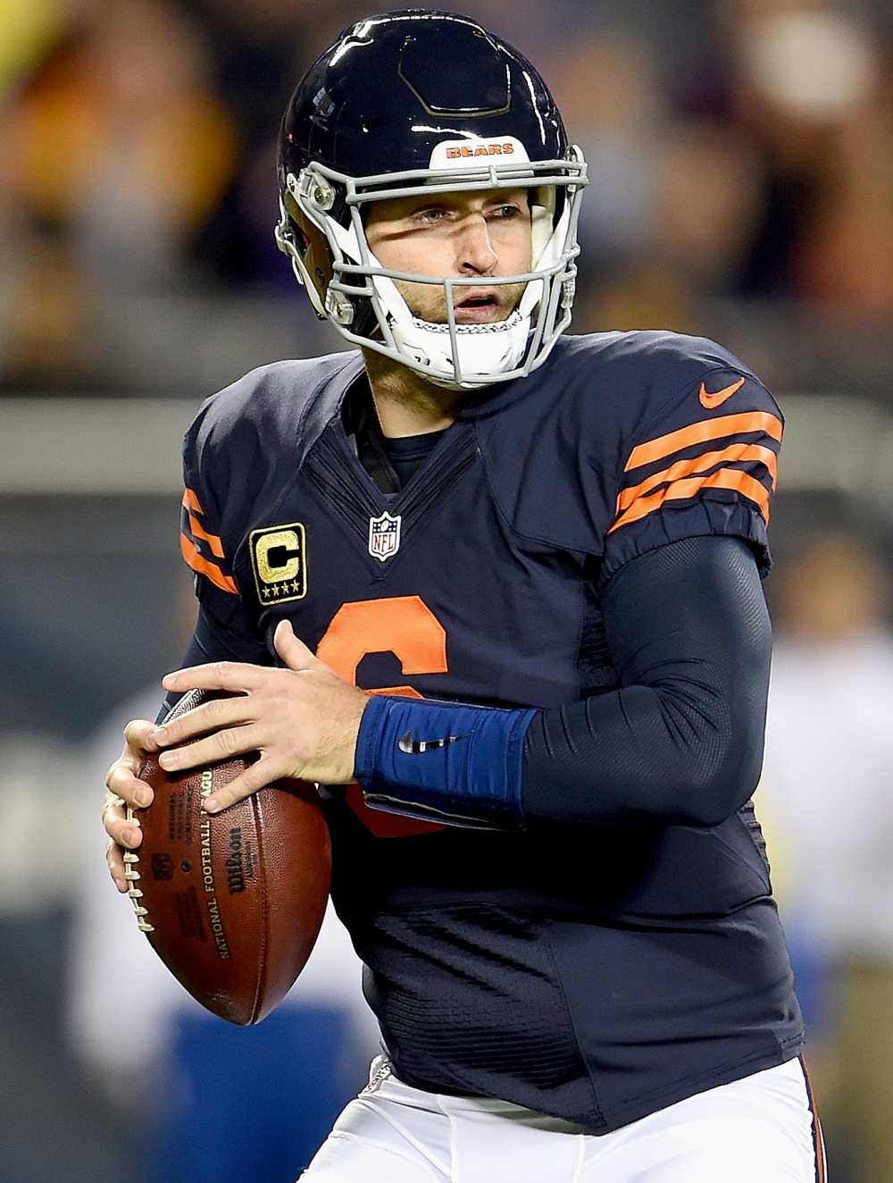 Jay Cutler #6 of the Chicago Bears looks to throw a pass during the first half against the Minnesota Vikings at Soldier Field on October 31, 2016 in Chicago, Illinois.