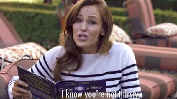 Jennifer Garner reads a very NSFW kids' bedtime story