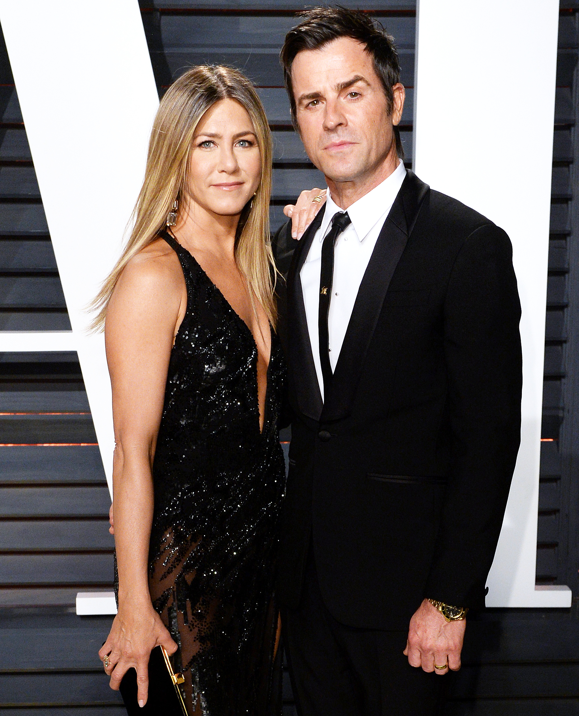 Jennifer aniston justin theroux main e865068b 555b 4e8c 82c6 1a1518dca8dd