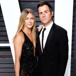 Jennifer aniston justin theroux main e865068b 555b 4e8c 82c6 1a1518dca8dd