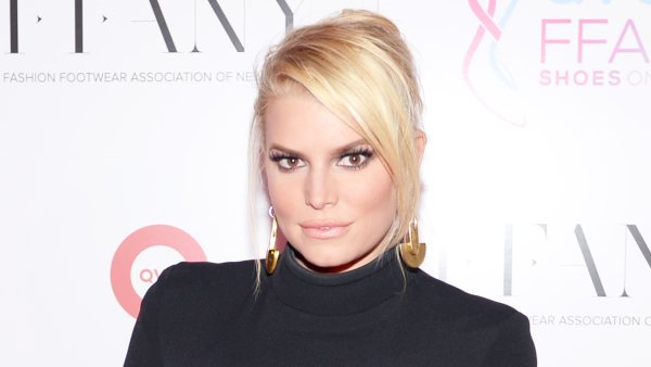 Jessica simpson 07381628 6a31 4f2c 9d70 e4e86c306f5b