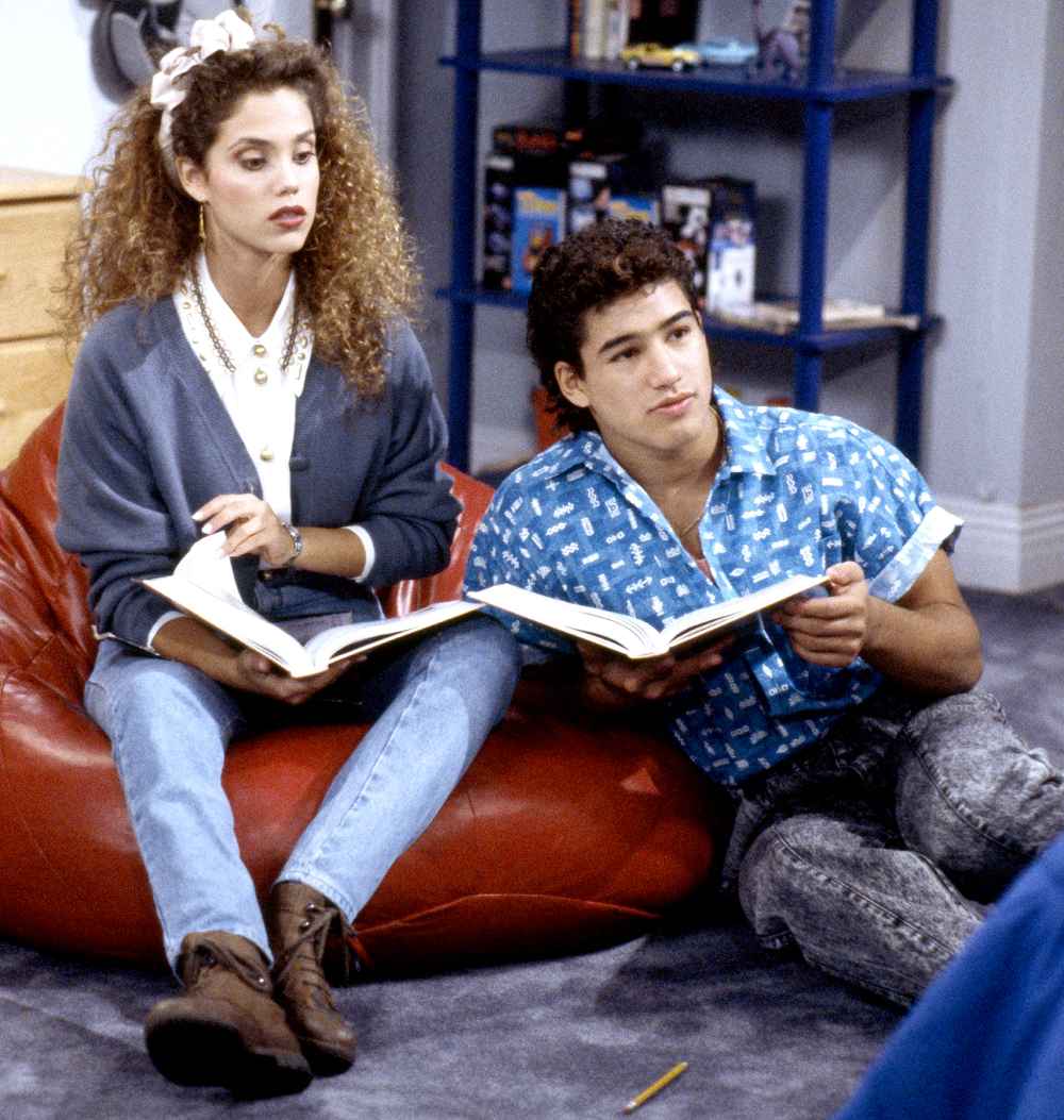 Elizabeth Berkley as Jessie Spano and Mario Lopez as A.C. Slater on Saved by the Bell.
