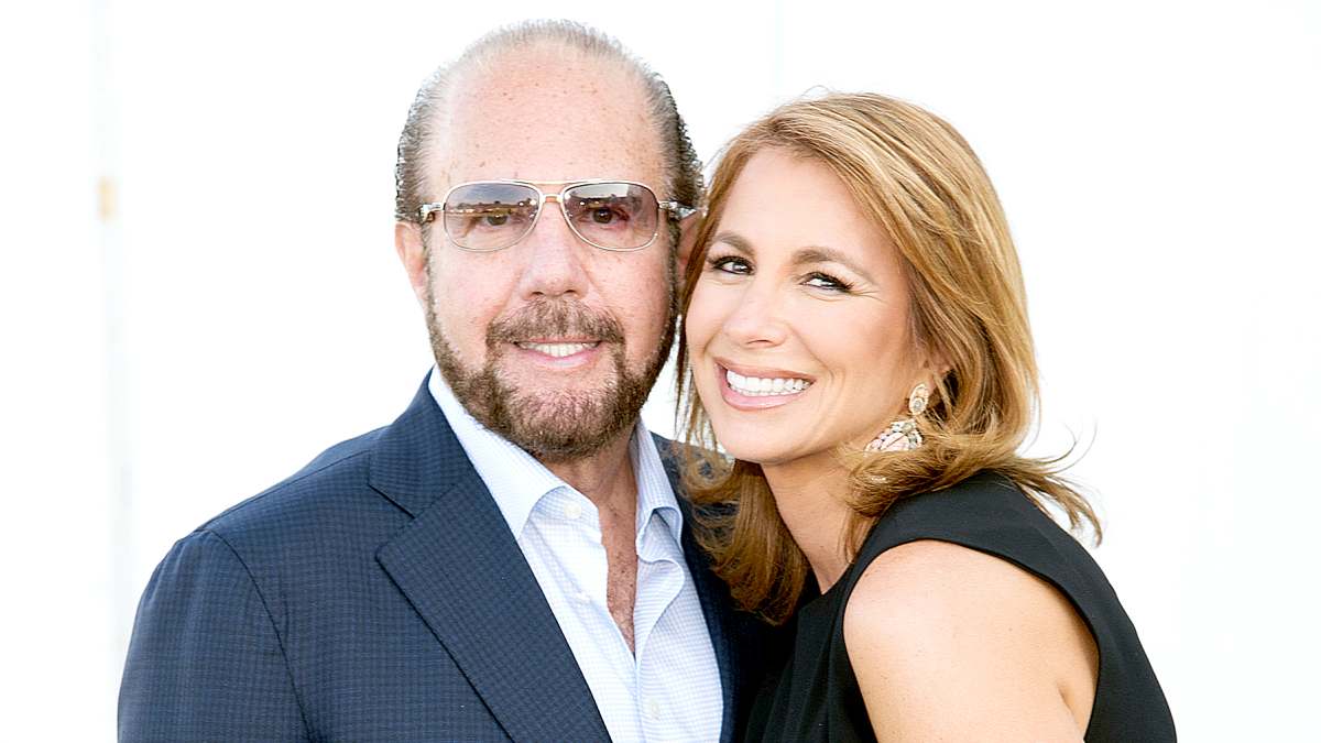 Bobby Zarin and Jill Zarin attend the Samuel Waxman Cancer Research Foundation 11th Annual A Hamptons Happening on July 11, 2015 in Southampton, New York.
