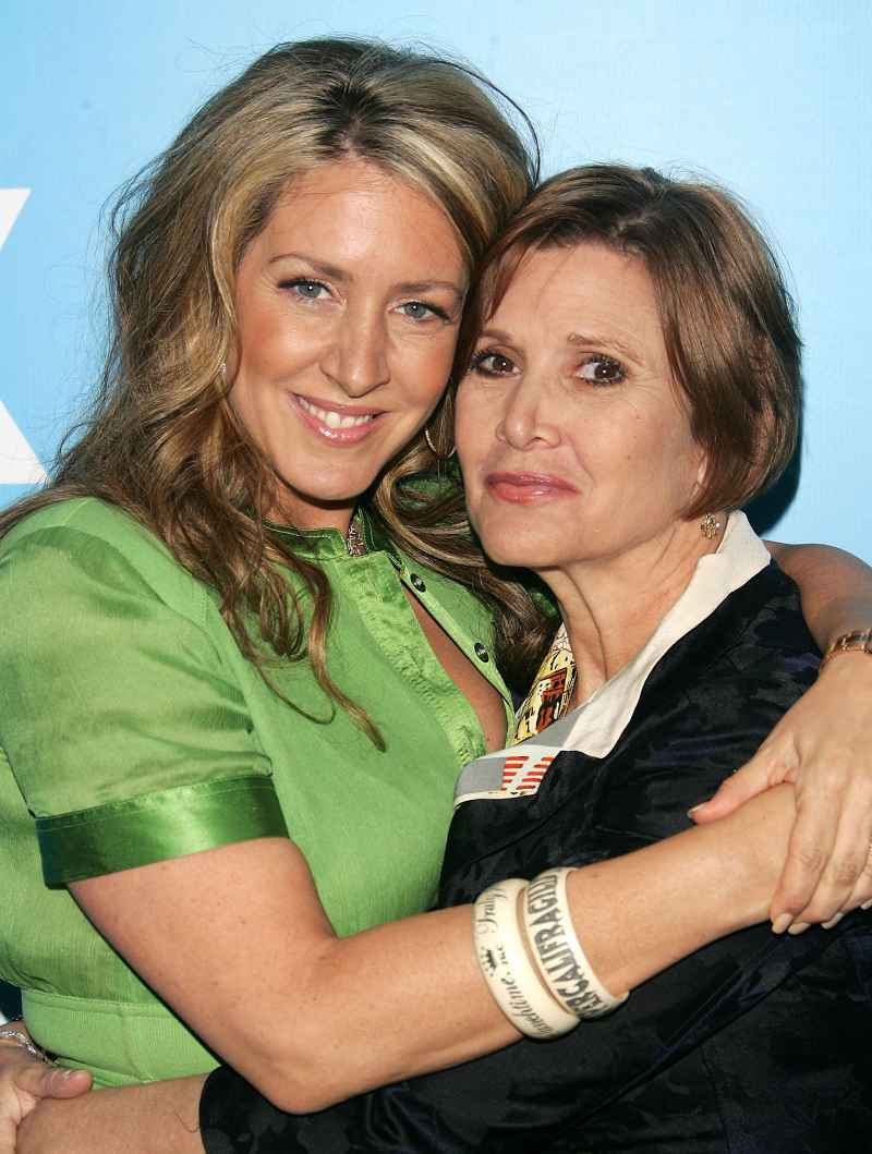 Joely Fisher and Carrie Fisher