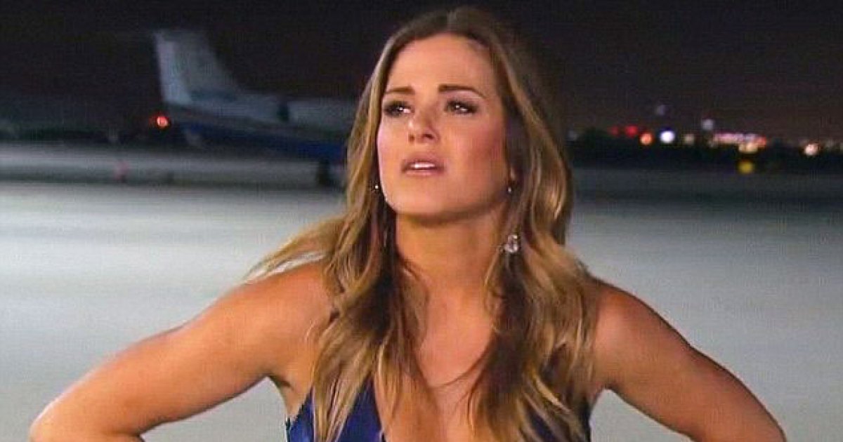 jojo fletcher blue dress JoJo Fletcher's Blue and White Floral Print Dress