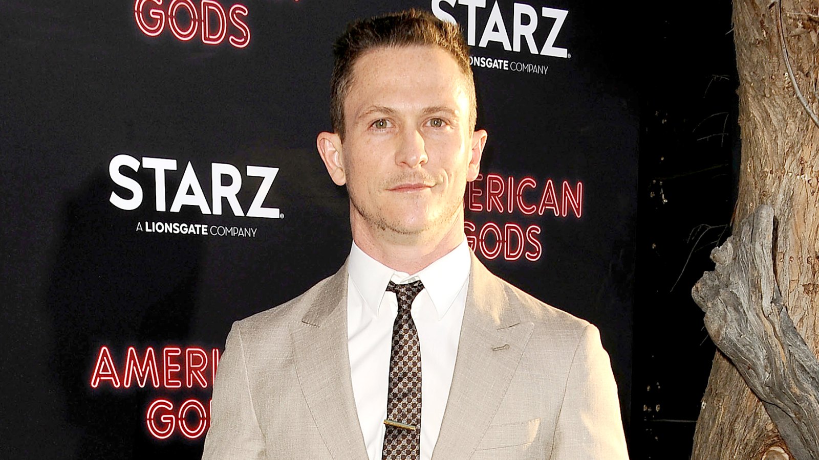 Jonathan Tucker attends the premiere of "American Gods" at ArcLight Cinemas Cinerama Dome on April 20, 2017 in Hollywood, California.
