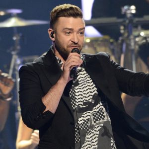 Justin Timberlake took a bashing on Twitter after trying to congratulate Jesse Williams.