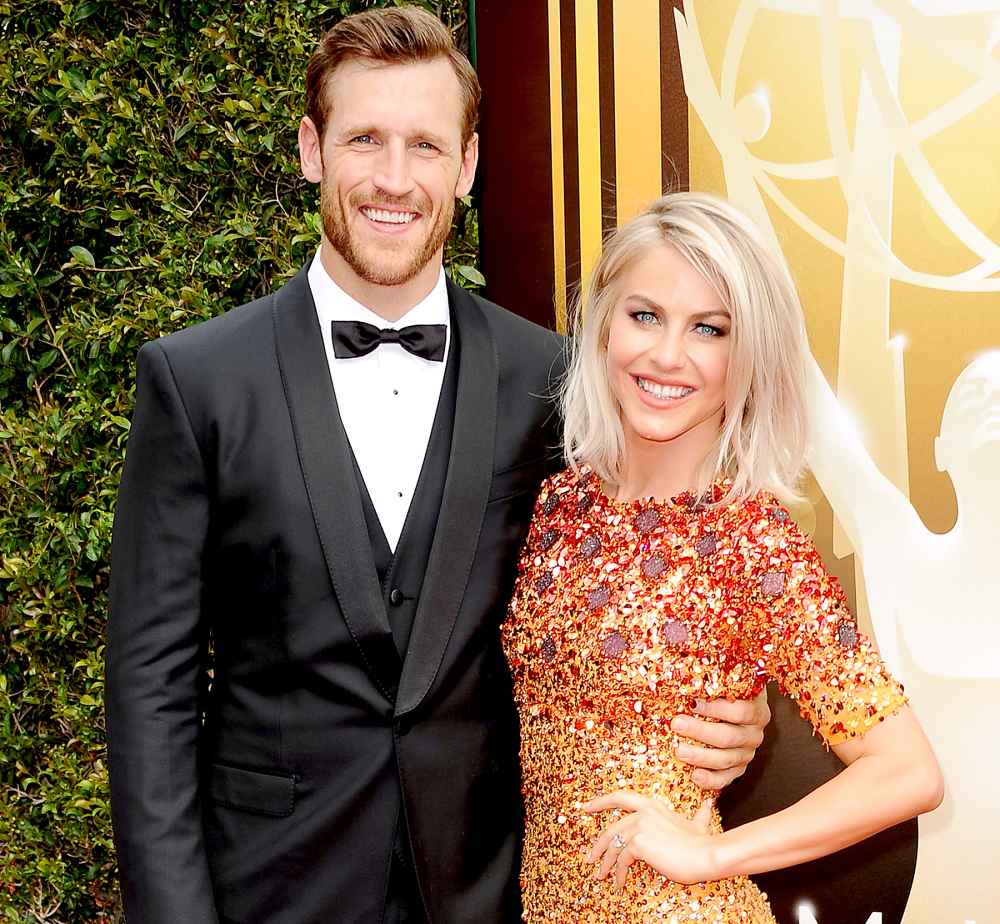 Brooks Laich and Julianne Hough attend the 2015 Creative Arts Emmy Awards.