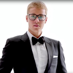 Justin bieber zoom 1581e7fb bfc5 4e4a b6ac 67bb1ccaaab3
