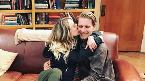 Kaley Cuoco, Karl Cook