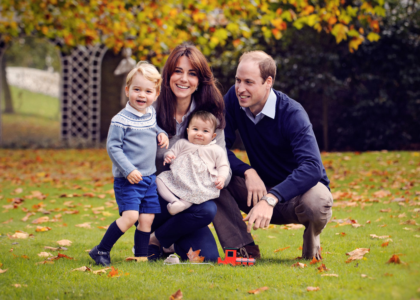Prince William, Duke of Cambridge and Catherine, Duchess of Cambridge with their children, Prince George and Princess Charlotte