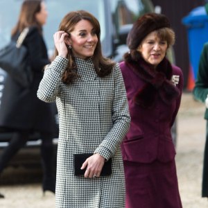 Kate Middleton's latest outfit is a black and white houndstooth coat
