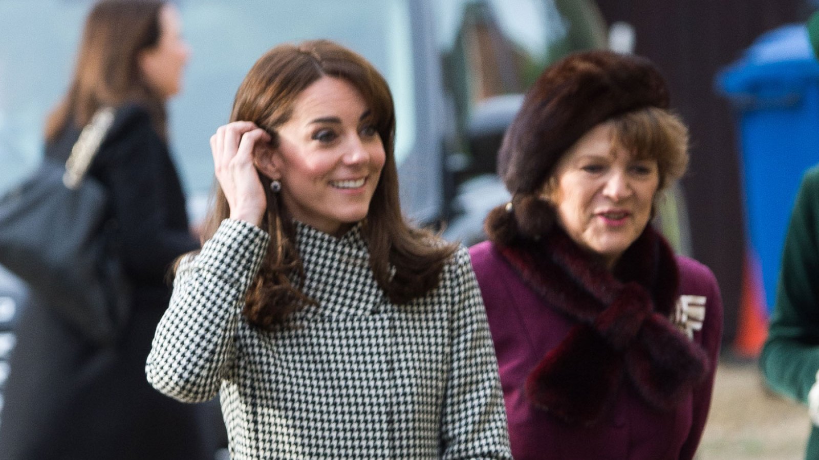 Kate Middleton's latest outfit is a black and white houndstooth coat