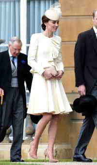 Kate Middleton Repeats Ivory Coatdress From Prince George's Baptism ...