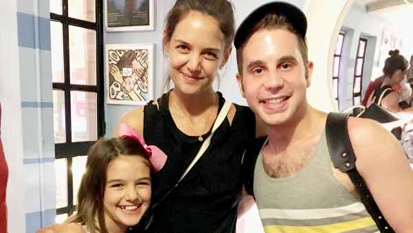 Katie holmes suri cruise ben platt dear evan hansen 7b10b8d9 6290 4306 b647 a5c7a52b1d5f