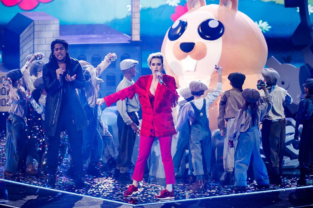 Katy Perry performs at the iHeartRadio Music Awards 2017