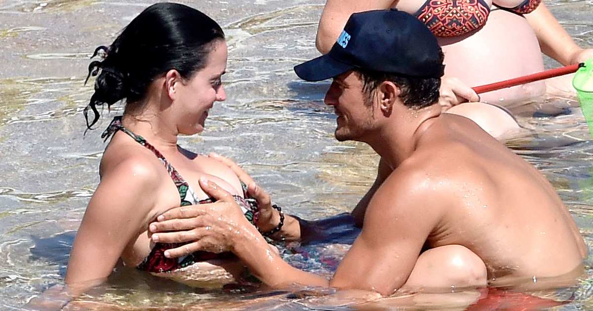 Katy Perry Hot Tits - Orlando Bloom Grabs Katy Perry's Boobs During Beach Vacation