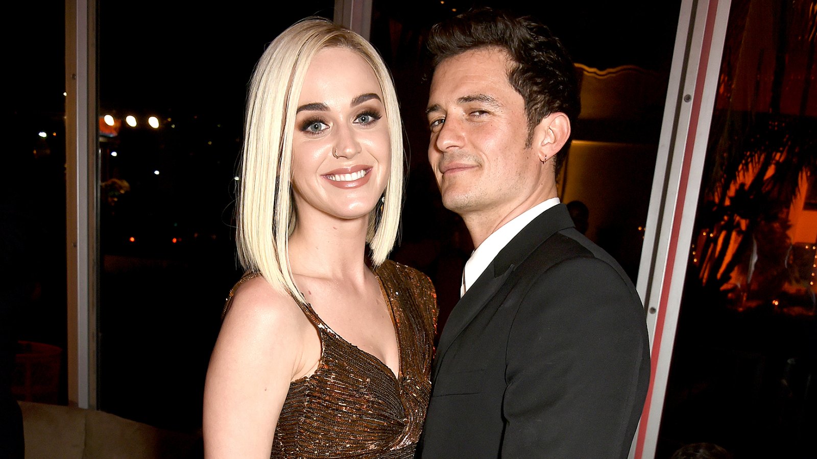 Katy Perry and Orlando Bloom attend the 2017 Vanity Fair Oscar Party hosted by Graydon Carter at Wallis Annenberg Center for the Performing Arts on February 26, 2017 in Beverly Hills, California.