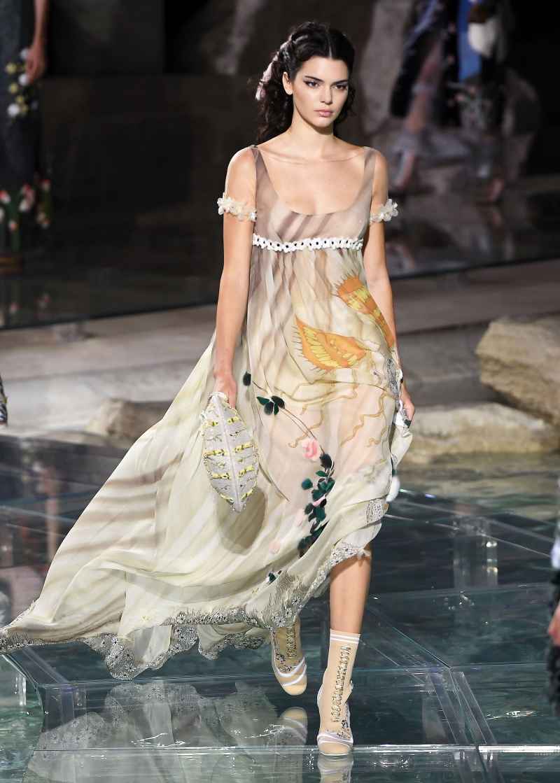 Kendall Jenner s Runway Modeling Looks Pictures Kendall Jenner s Runway Modeling Looks Pictures
