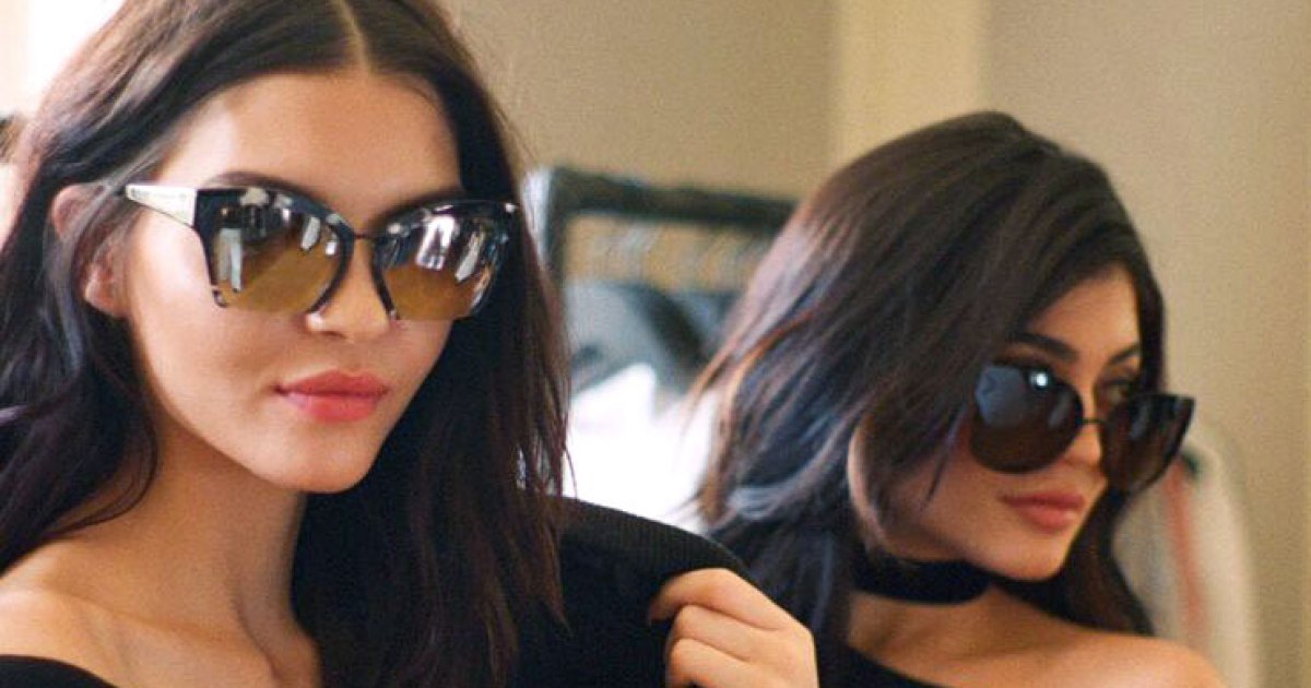 Kendall and Kylie's New Sunglasses Are Serious Eye Candy - Yahoo